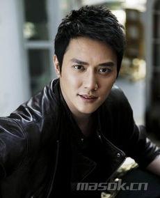 娱乐圈男明星吃瓜的,娱乐圈男明星的“吃瓜”日常揭秘